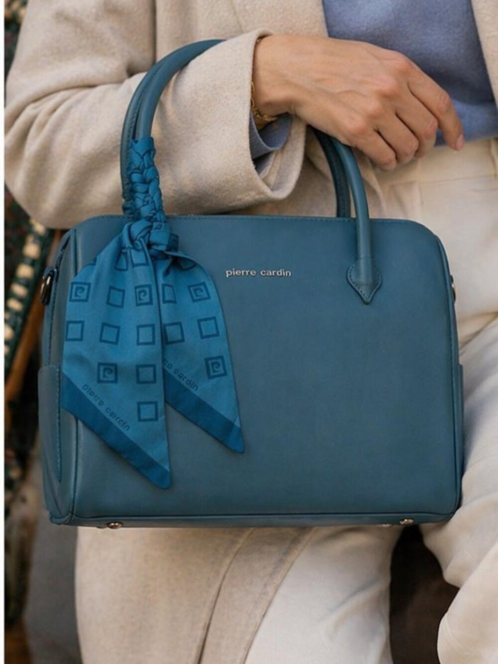 Original brand new PIERRE CARDIN hand bag